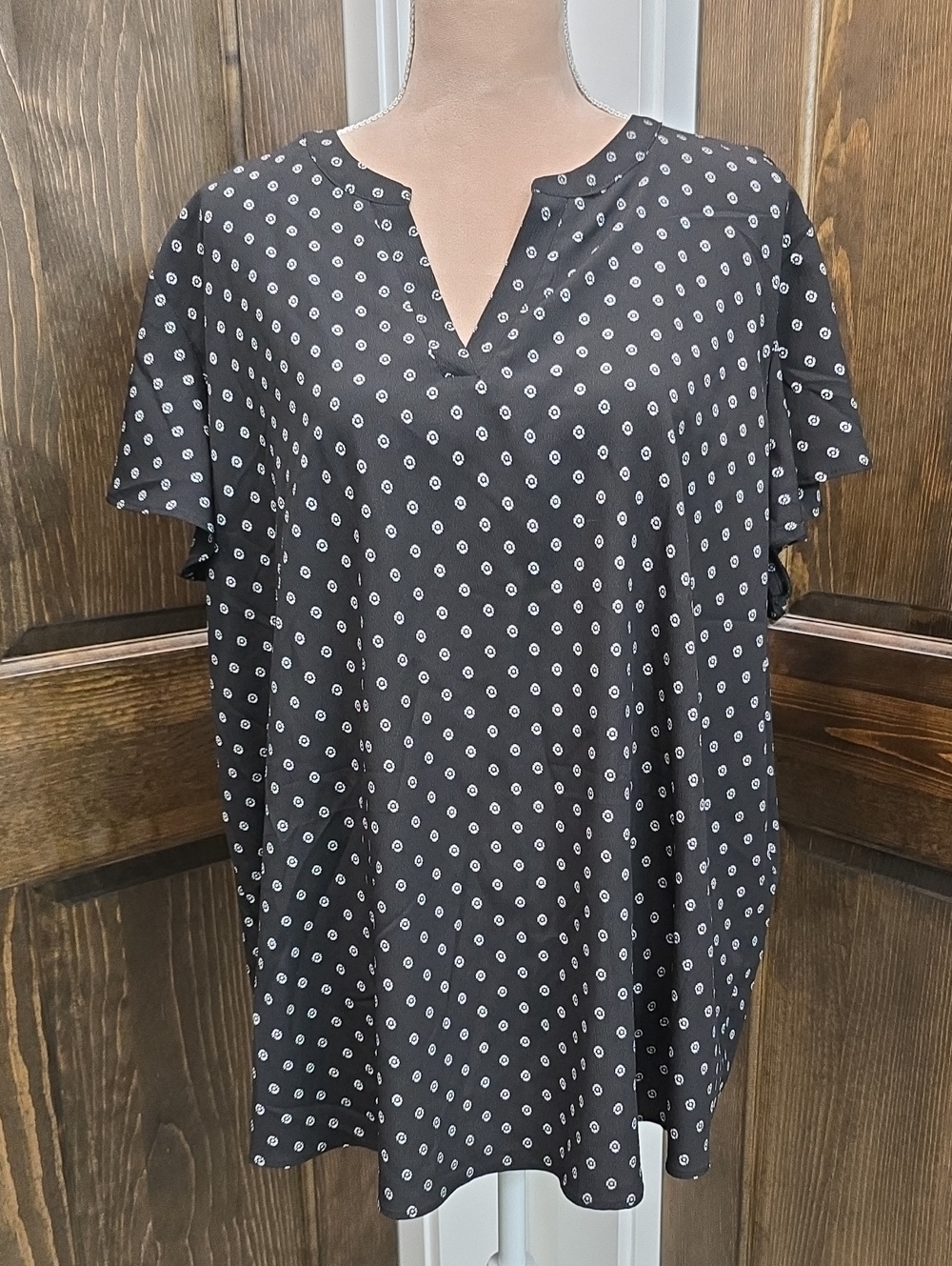 Women's Black Print Split-Neck Blouse